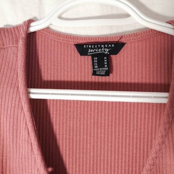 🔥2 for $20🔥Below the knee pink dress - Picture 3 of 3